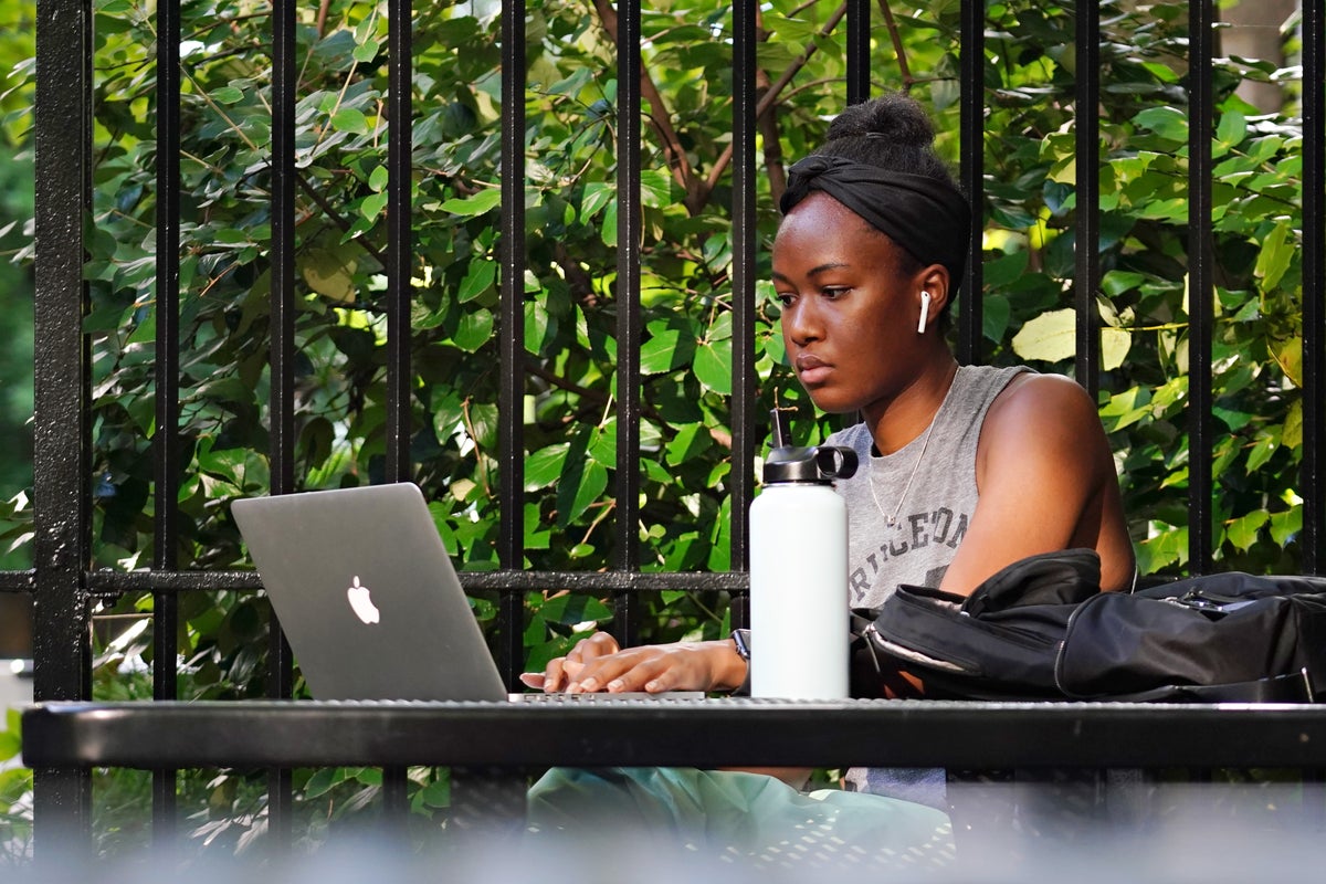 Only half? New poll finds Americans spend half the day online Only half? New poll finds Americans spend half the day online