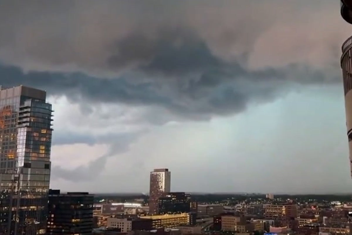 Watch timelapse of cloud rolling over Minnesota as storms cause power outages across state
