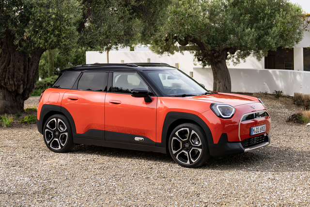<p>The new electric Mini Aceman is an impressive small EV, fitting between the brand’s smaller Cooper and larger Countryman models</p>