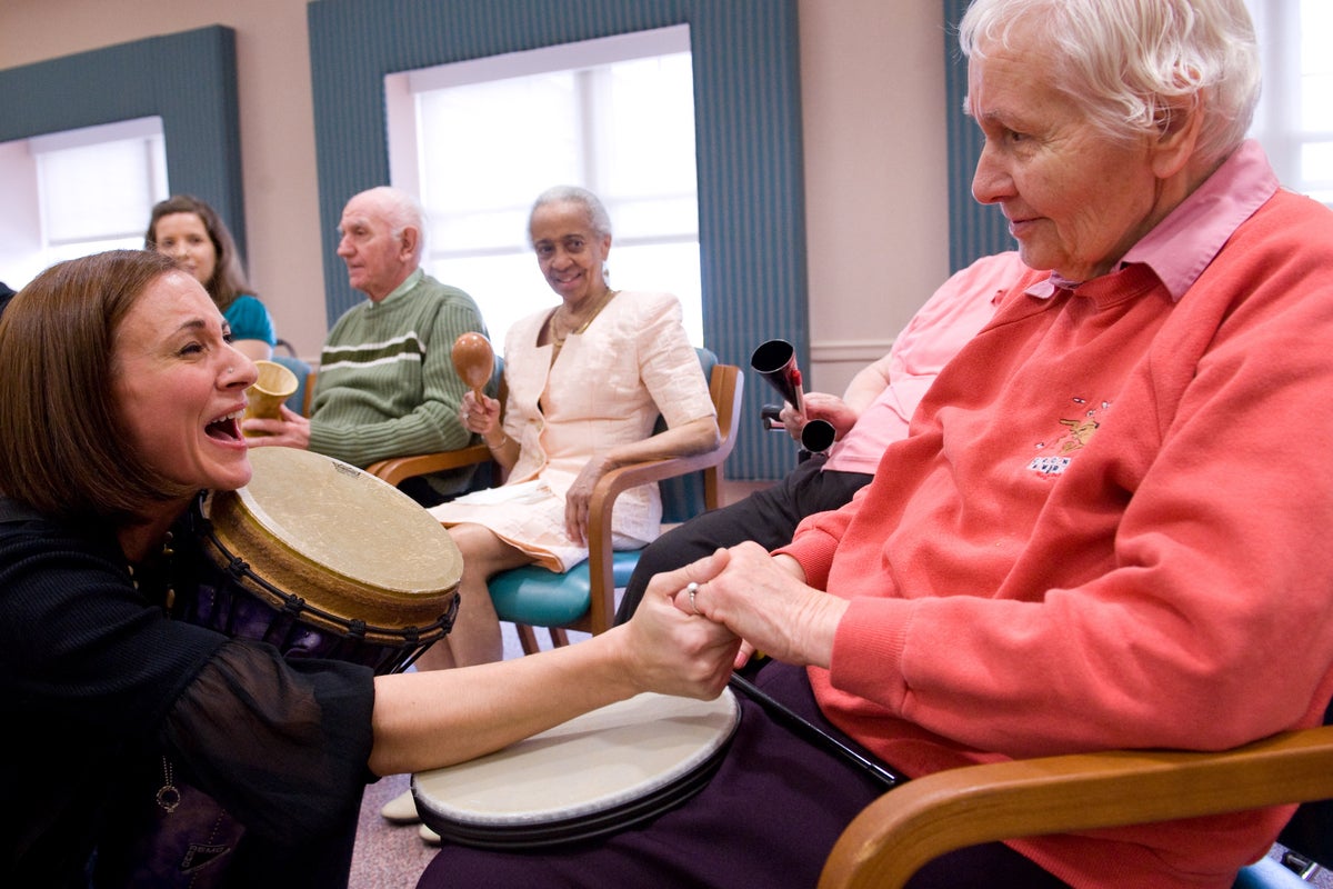 It takes 3.5 years to diagnose dementia after the first symptoms, new research suggests