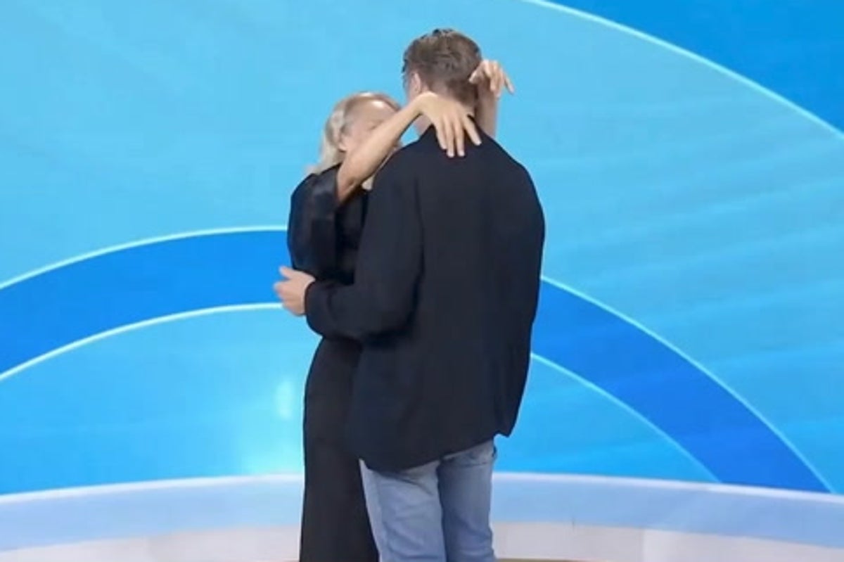 Liam Neeson and Pamela Anderson ‘kiss’ on live TV after ‘madly in love’ declaration