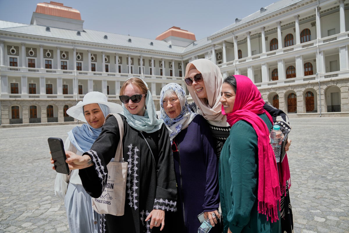Female tour guides in Afghanistan lead women-only groups as some travelers return
