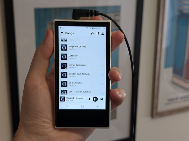 Best mp3 player Indybest review Activo P1