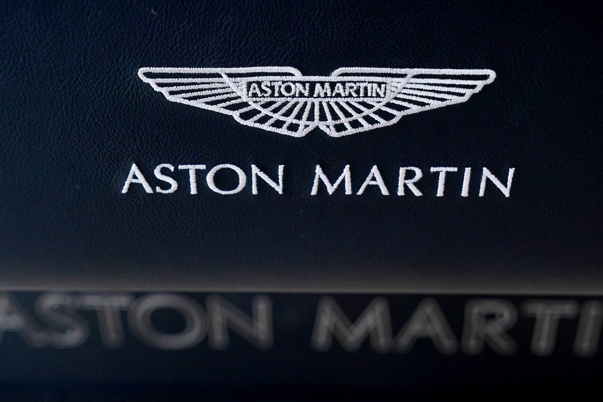 Aston Martin cuts earnings outlook amid US tariff hit