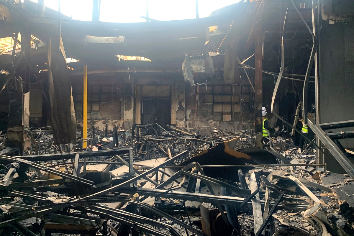 Police Arrest Man Over Melbourne Synagogue Arson, Investigate Overseas Links
