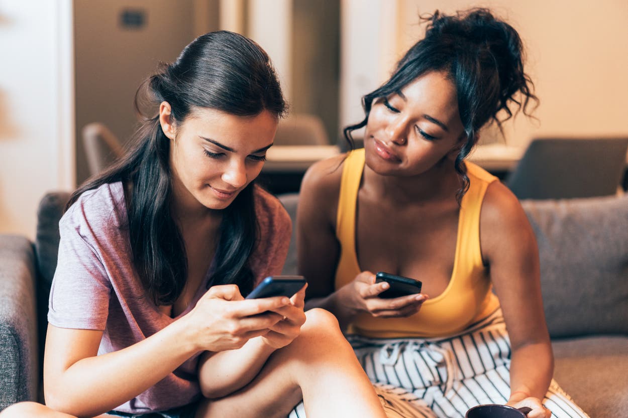 Social Rifts ‘The brain responds like it’s a physical injury’: Why posting photos of ...