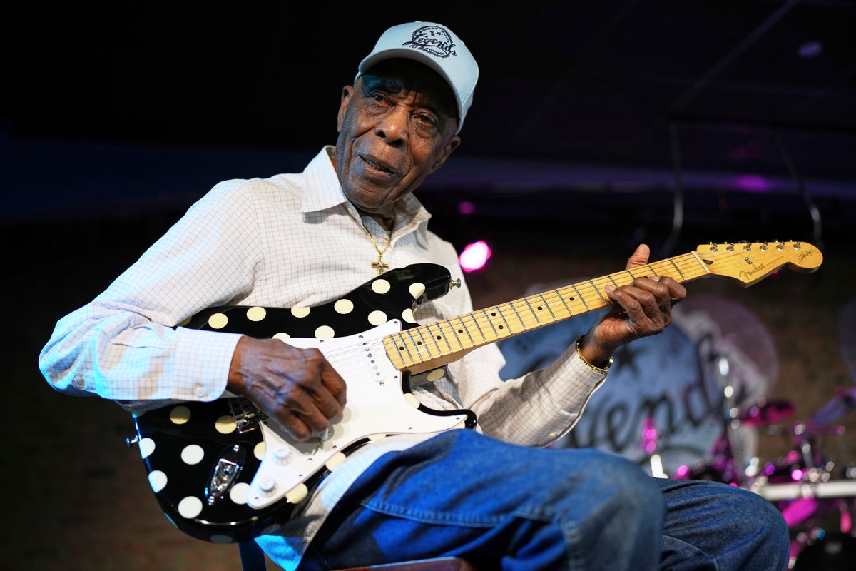 In 'Sinners' and his music, Buddy Guy is keeping the blues alive. It hasn't been easy