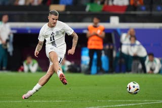 Benjamin Sesko is a Slovenia international