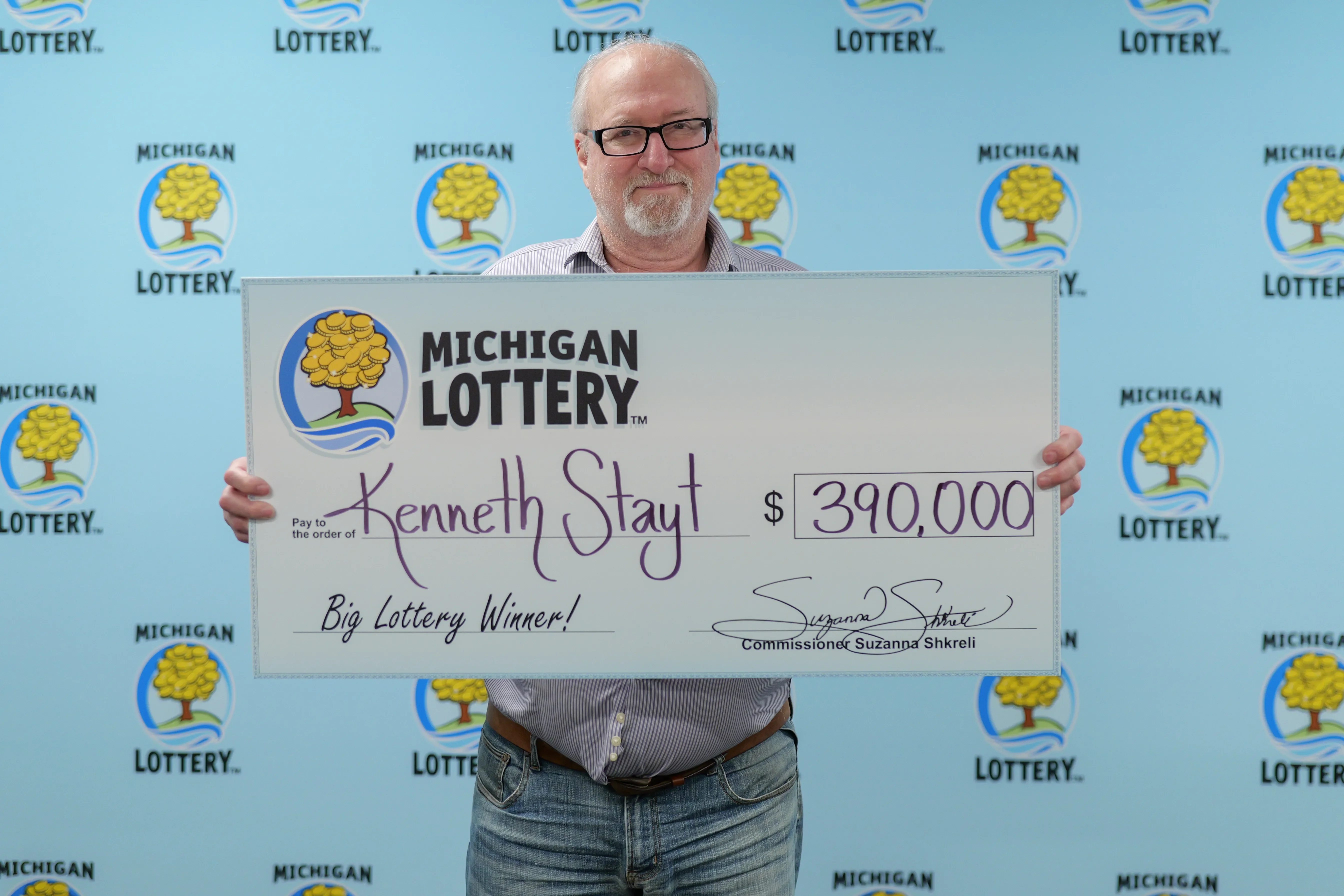 Kenneth Stayt wins $390,000 after playing the Lucky For Life lottery game