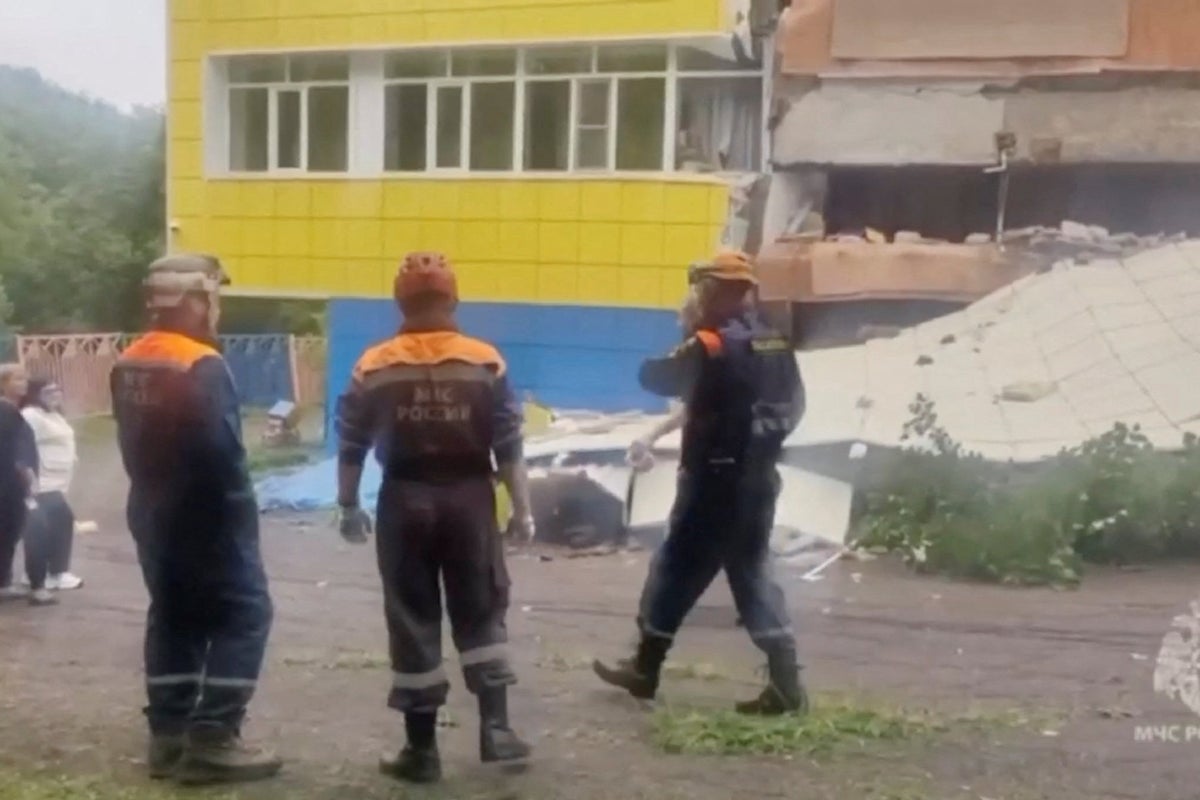 Tsunami waves hit Kamchatka and Japan after massive 8.8-magnitude earthquake off Russia