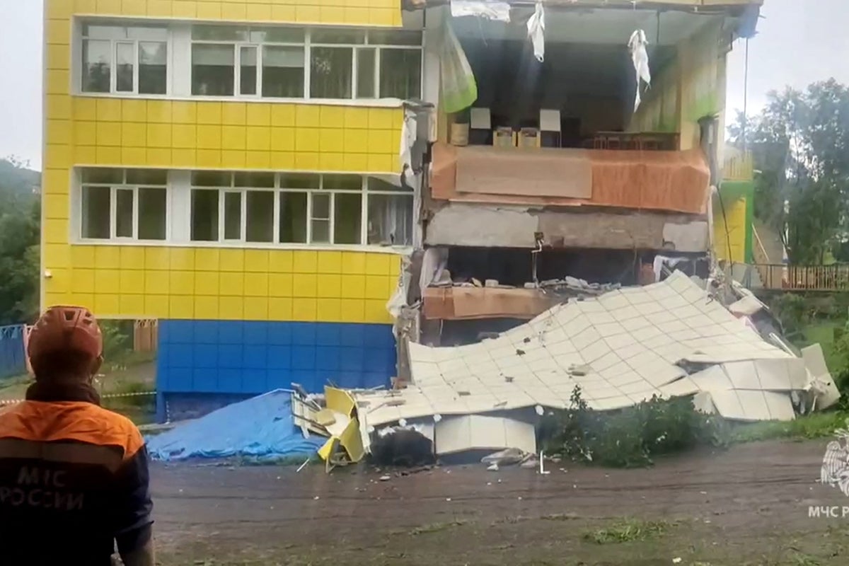 https://static.independent.co.uk/2025/07/30/6/02/RUSSIA-EARTHQUAKE-3bo4ezno.jpeg?trim=0,211,0,101&width=1200&height=800&crop=1200:800
