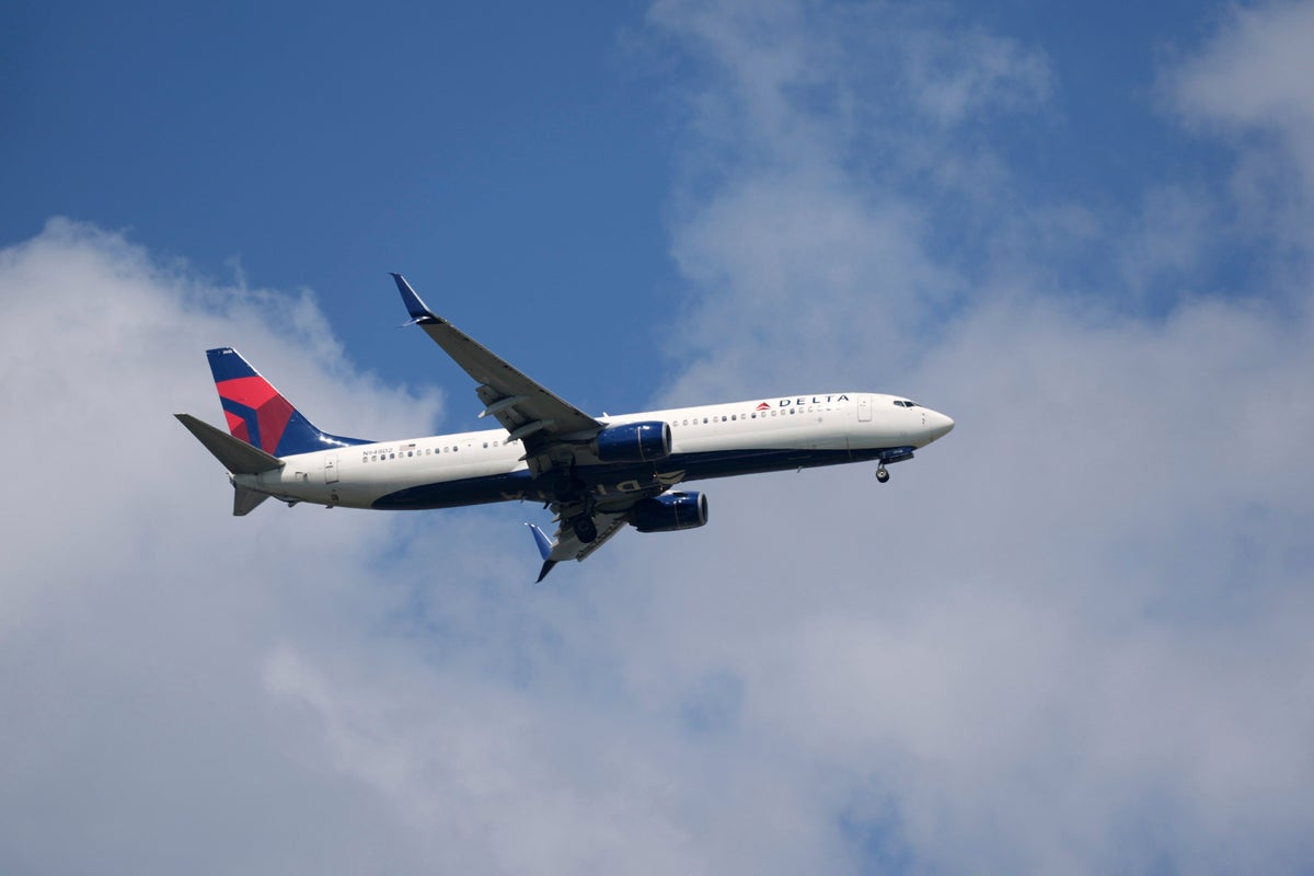 Turbulence forces Delta flight to land and sends 25 passengers to hospitals, airline says
