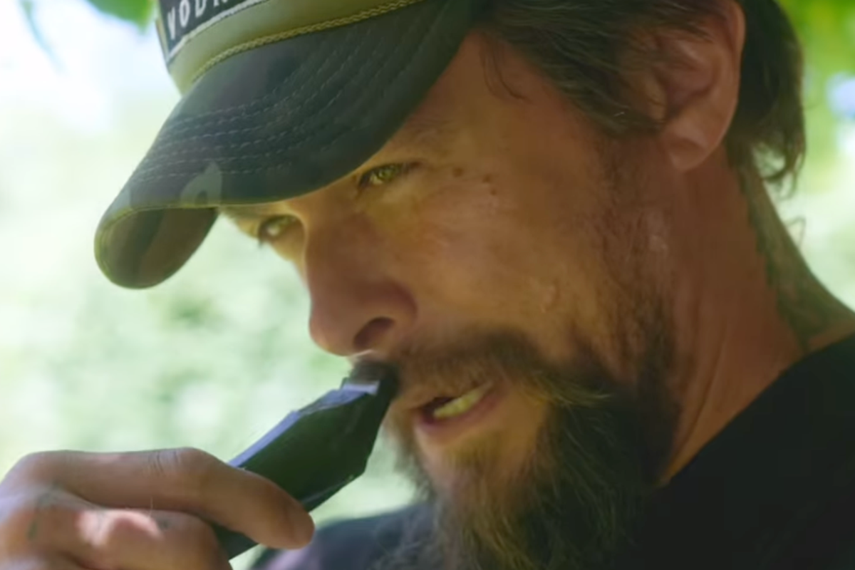 Jason Momoa looks unrecognisable after shaving his beard