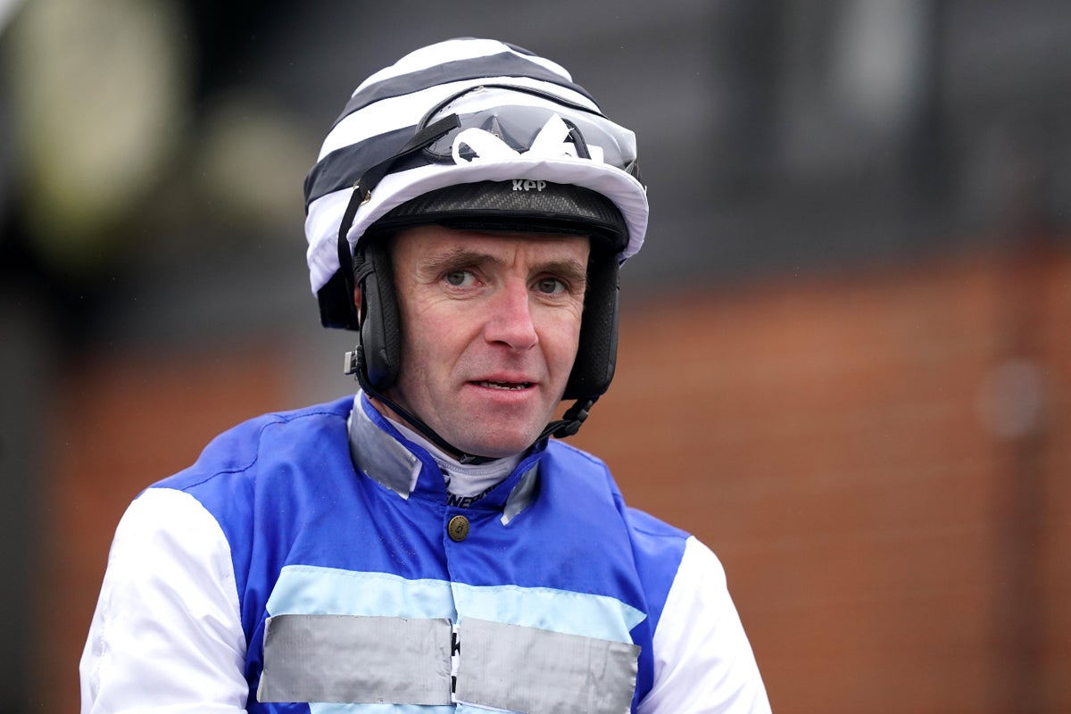 Five jockeys involved in emergency plane landing drama