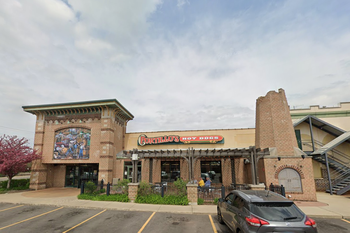 https://static.independent.co.uk/2025/07/31/16/38/Portillos-Oswego-Illinois.png?trim=0,174,0,174&width=1200&height=800&crop=1200:800