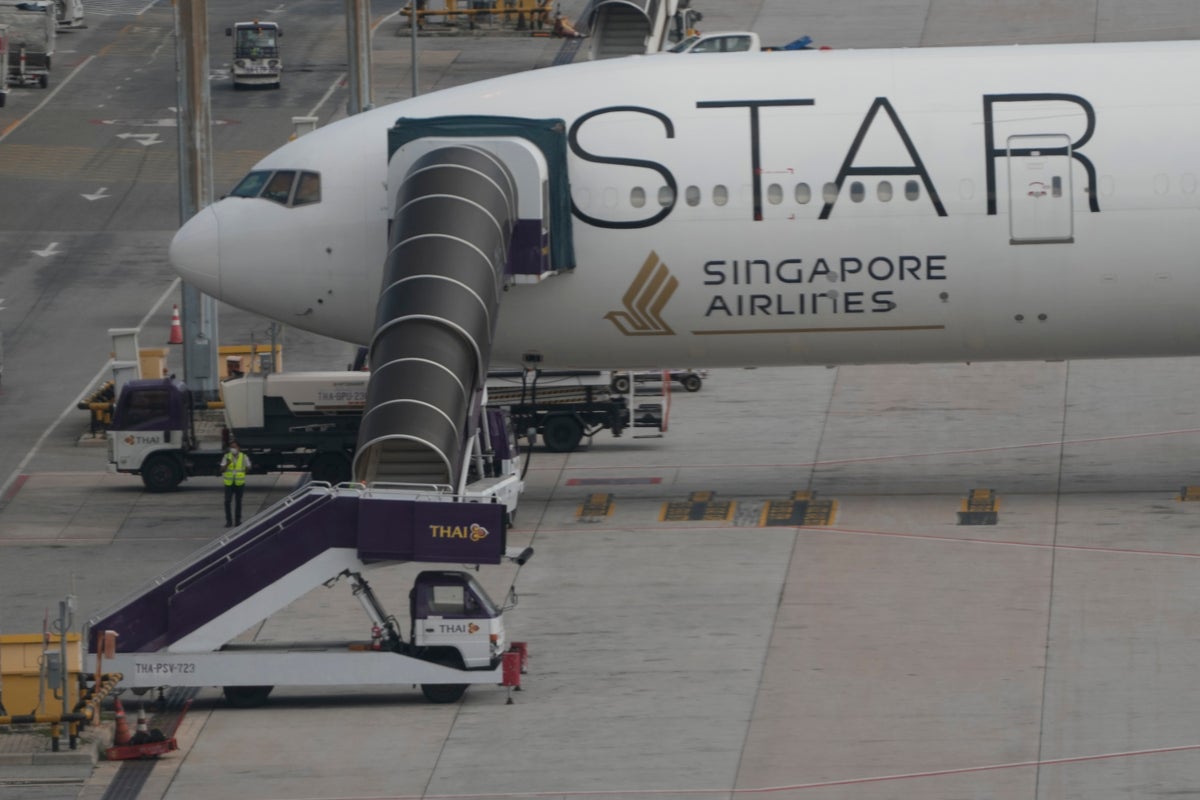 What in-flight turbulence is and when it becomes dangerous for passengers and crews