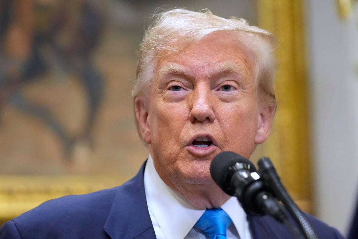 https://static.independent.co.uk/2025/07/31/21/Trump_54052.jpg?width=1200&height=800&crop=1200:800