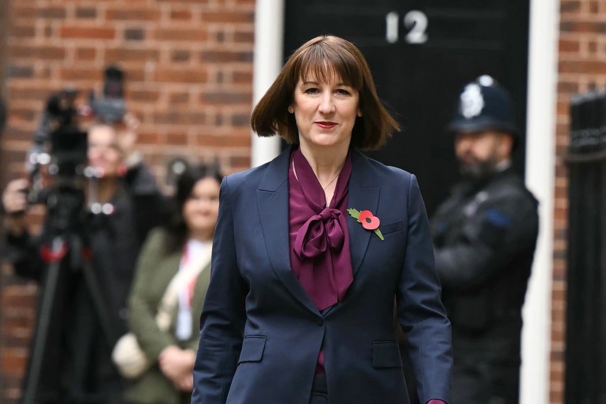 Investors ‘in limbo’ over proposed share tax hikes, claim Tories