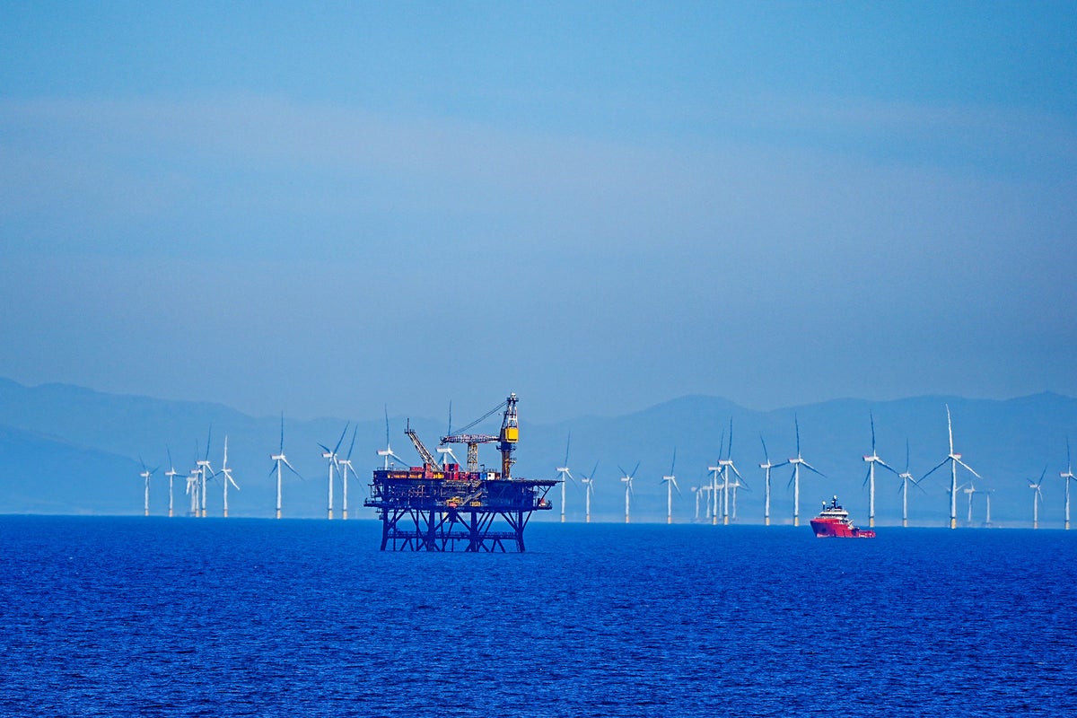Trump's North Sea Oil Call Spurs UK Policy Debate