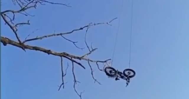 <p>The e-bike was dropped by a drone to an injured Ukrainian soldier</p>