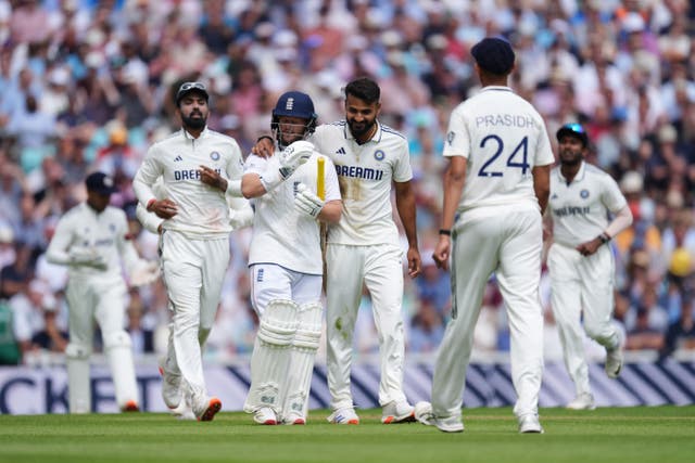 Ben Duckett embraces India’s Akash Deep after being caught out (Ben Whitley/PA)