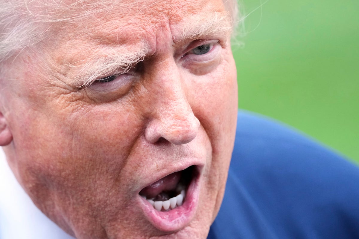 Trump uses Sydney Sweeney as reason to randomly attack Taylor Swift