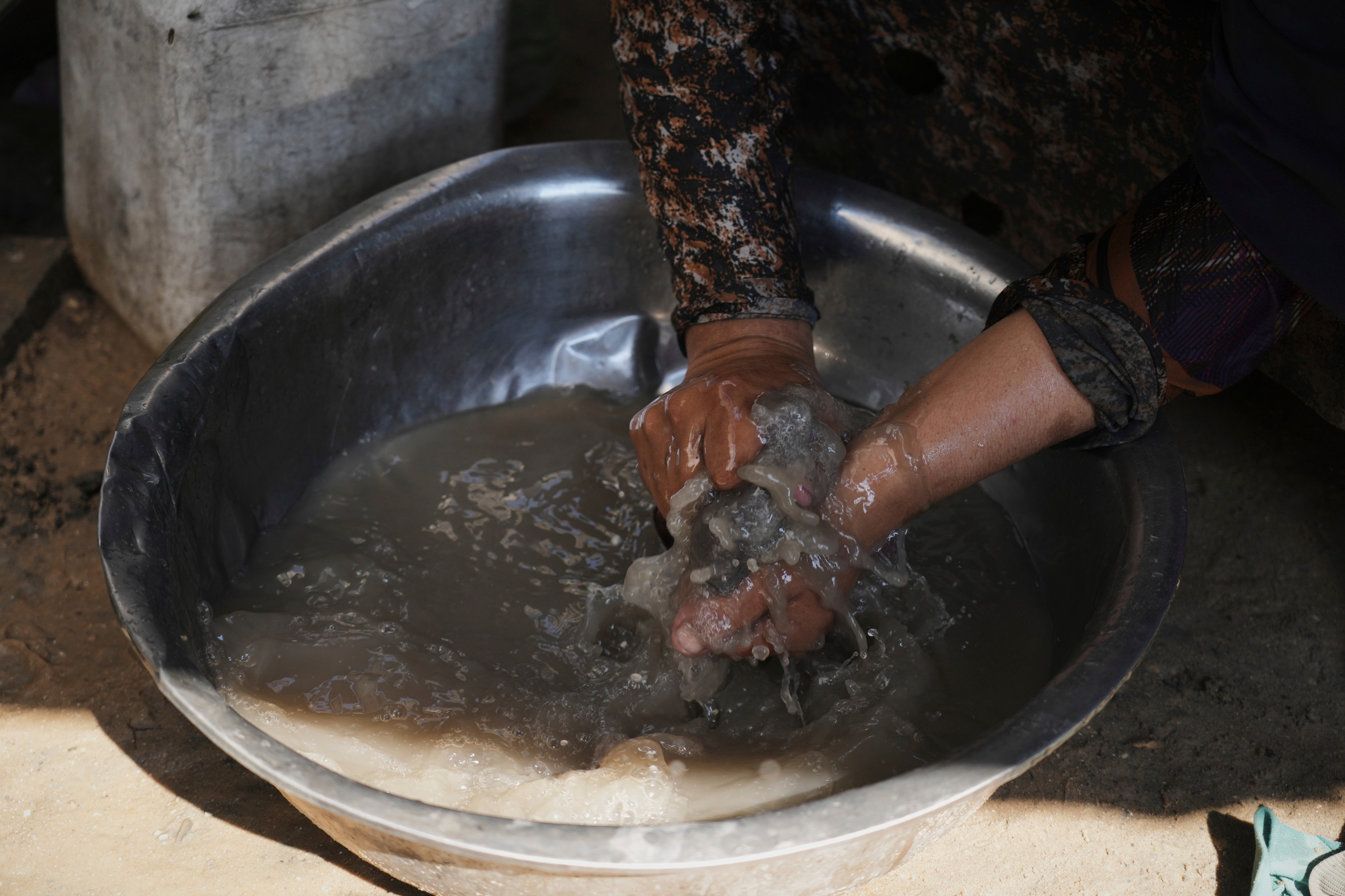 Mideast Wars Gaza A Day in the Life