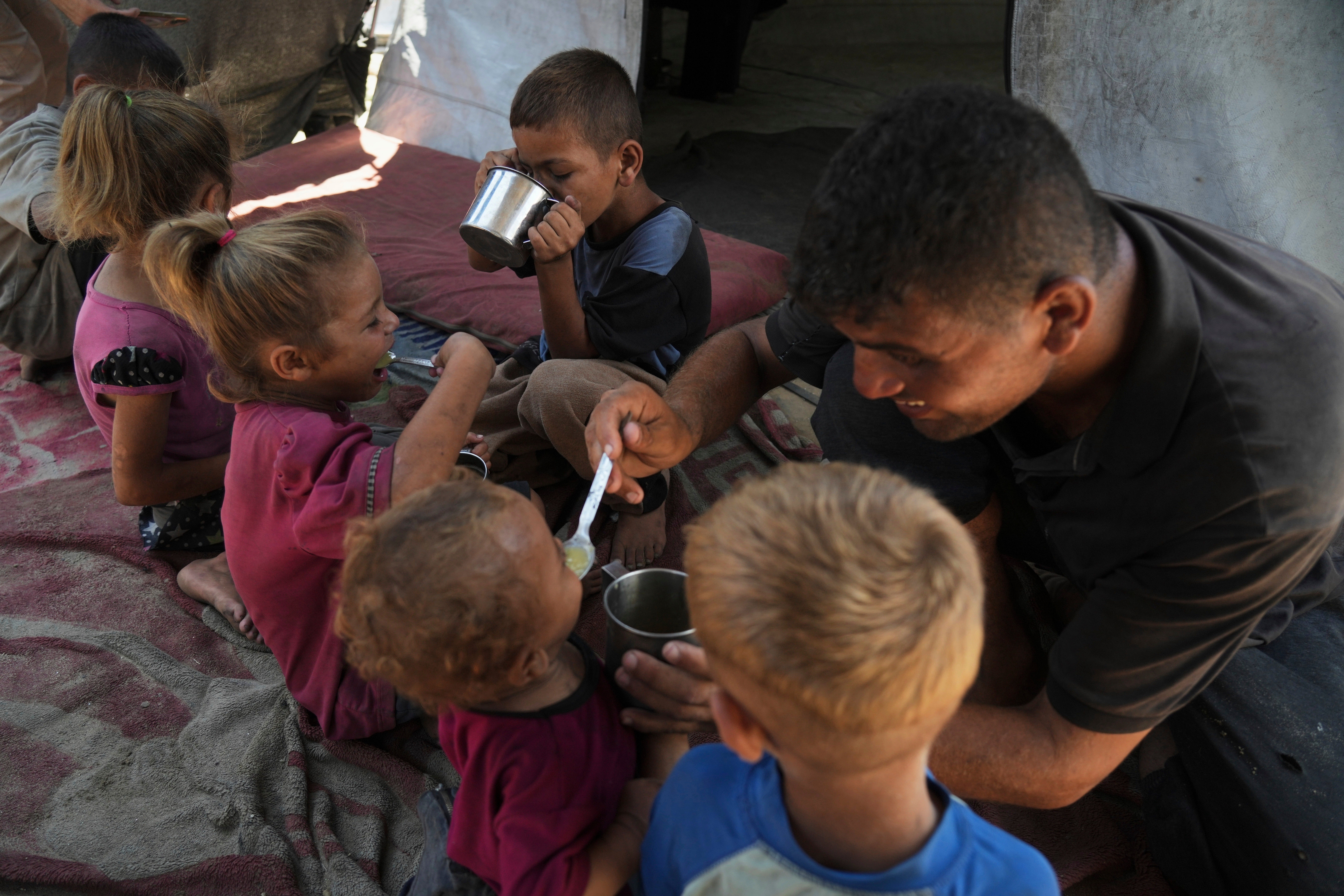 Mideast Wars Gaza A Day in the Life