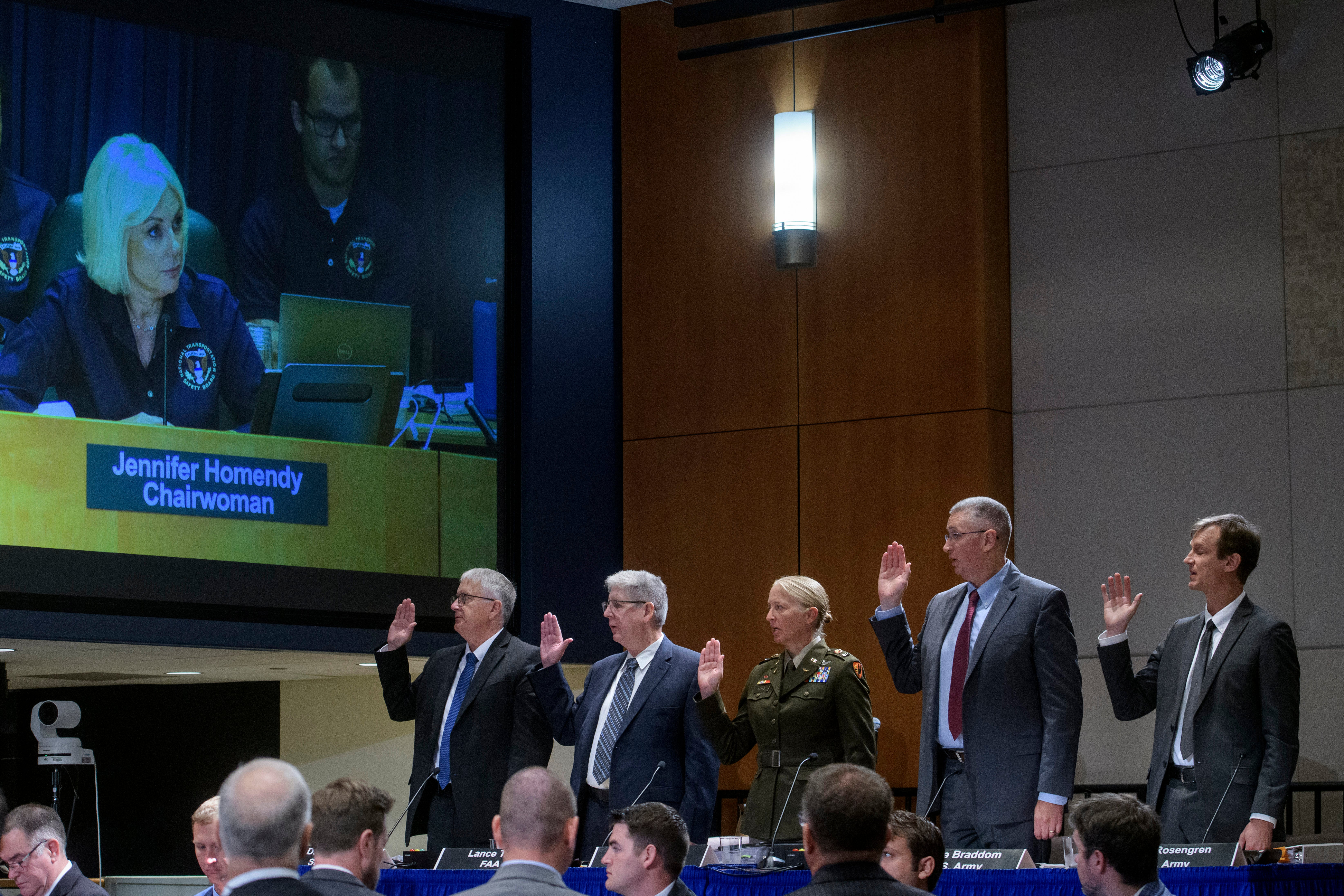 Night vision goggles may have hindered the U.S. Army helicopter pilots in the moments before the deadly crash with a jet in Washington D.C., that claimed the lives of 67 people, experts have said