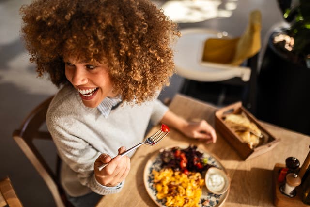 <p>Eat up: The early bird catches the restaurant reservation</p>