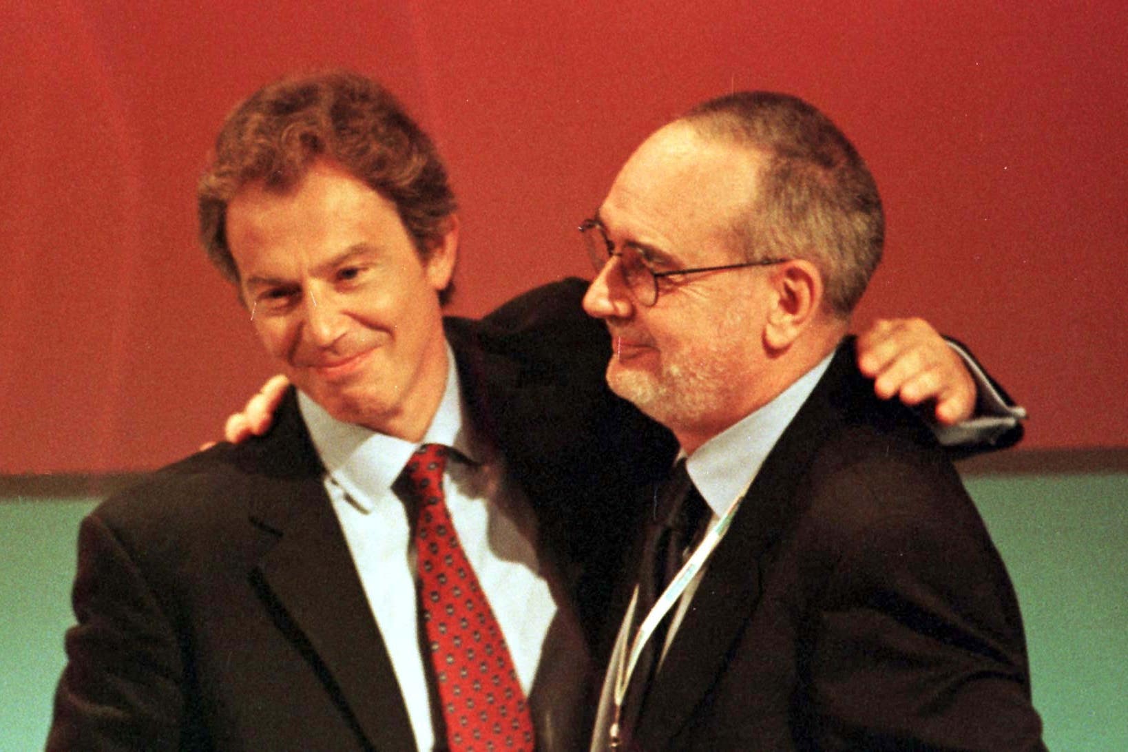 Former Labour general secretary Tom Sawyer with Tony Blair (Ben Curtis/PA)