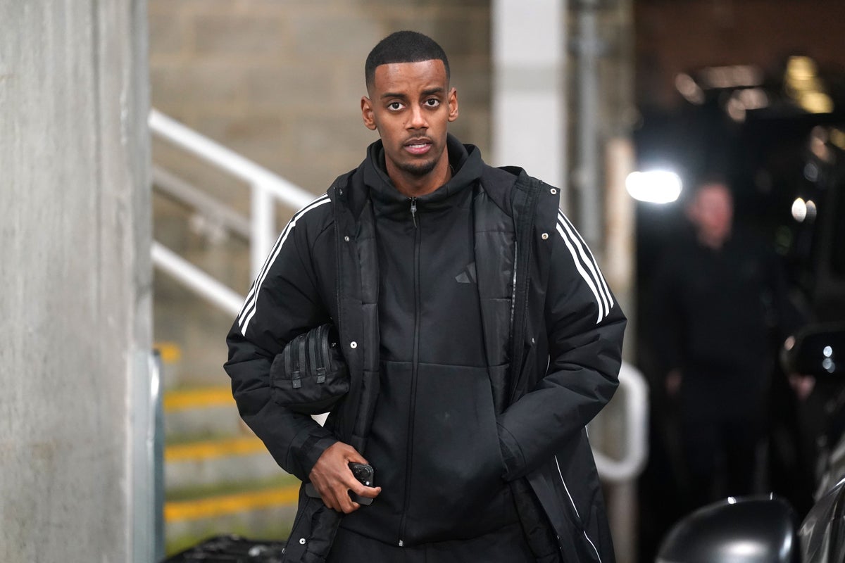 Tuesday’s briefing: Alexander Isak back in Toon as Liverpool parade new signings