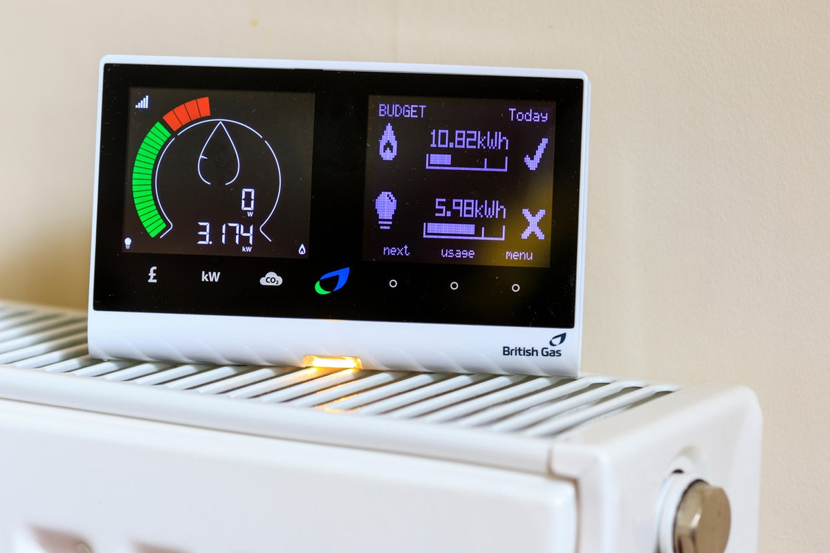 Households eligible to receive compensation for smart meter delays