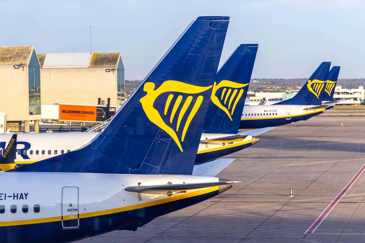 Ryanair sets monthly passenger record despite air traffic control strikes