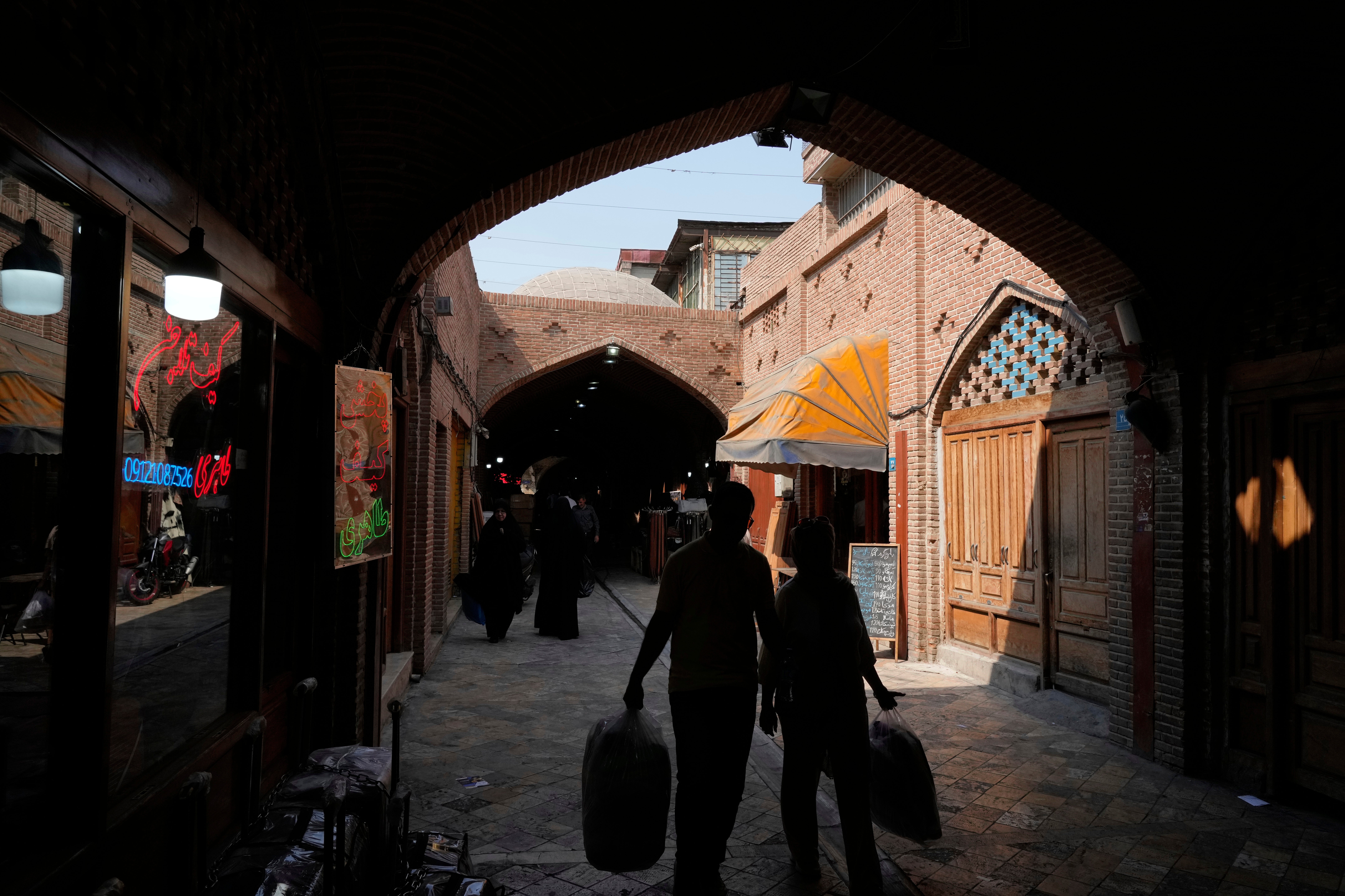 MOR-GEN IRÁN-ELECTRICIDAD