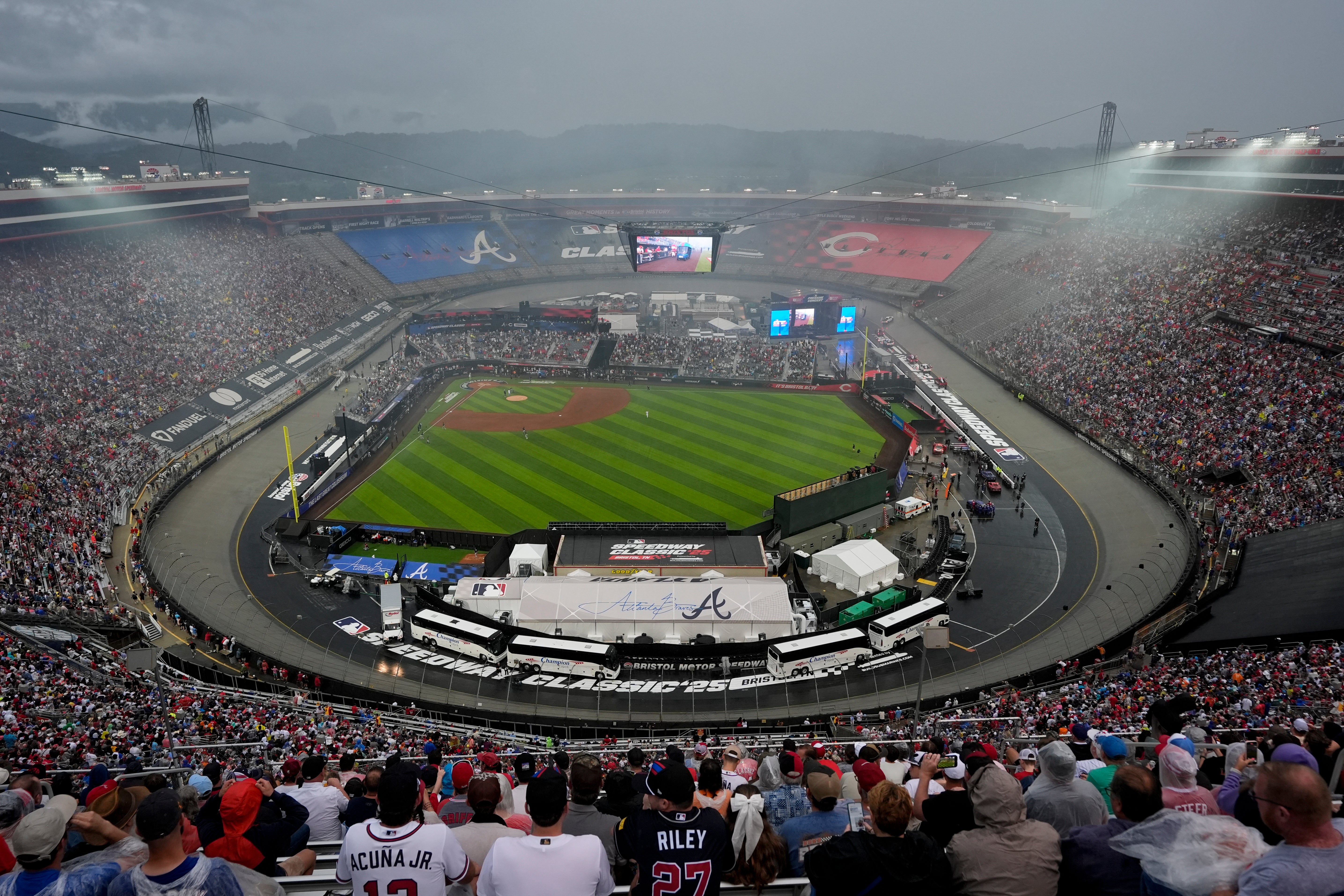 Reds Braves Baseball