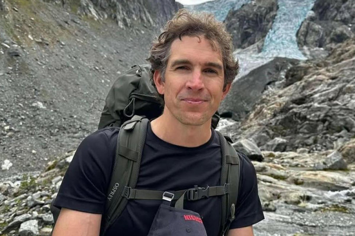 Rescuers searching for US journalist who went missing while hiking in Norwegian National Park