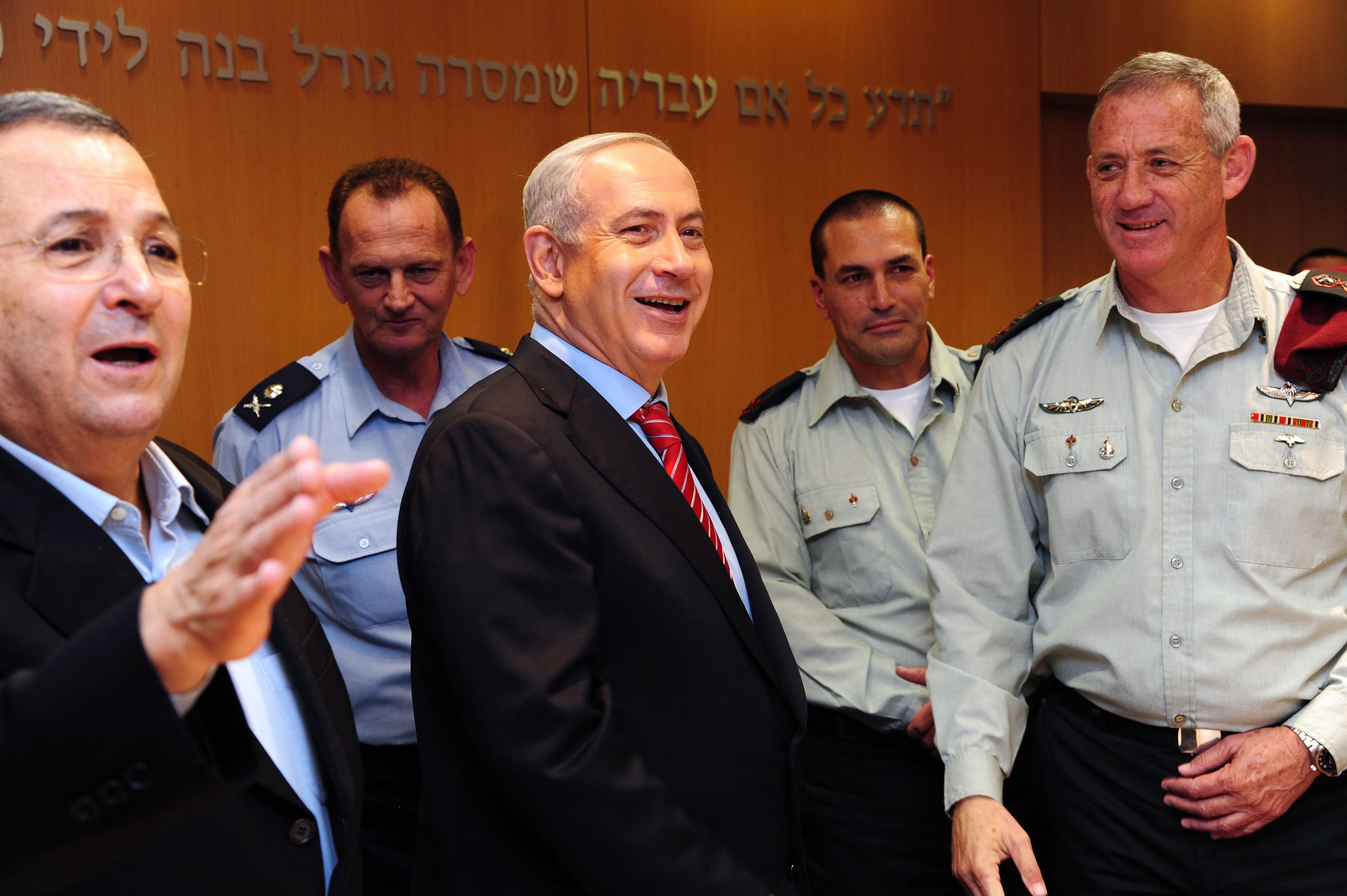 Eyal Zamir has warned that this military expansion could endanger the remaining living hostages
