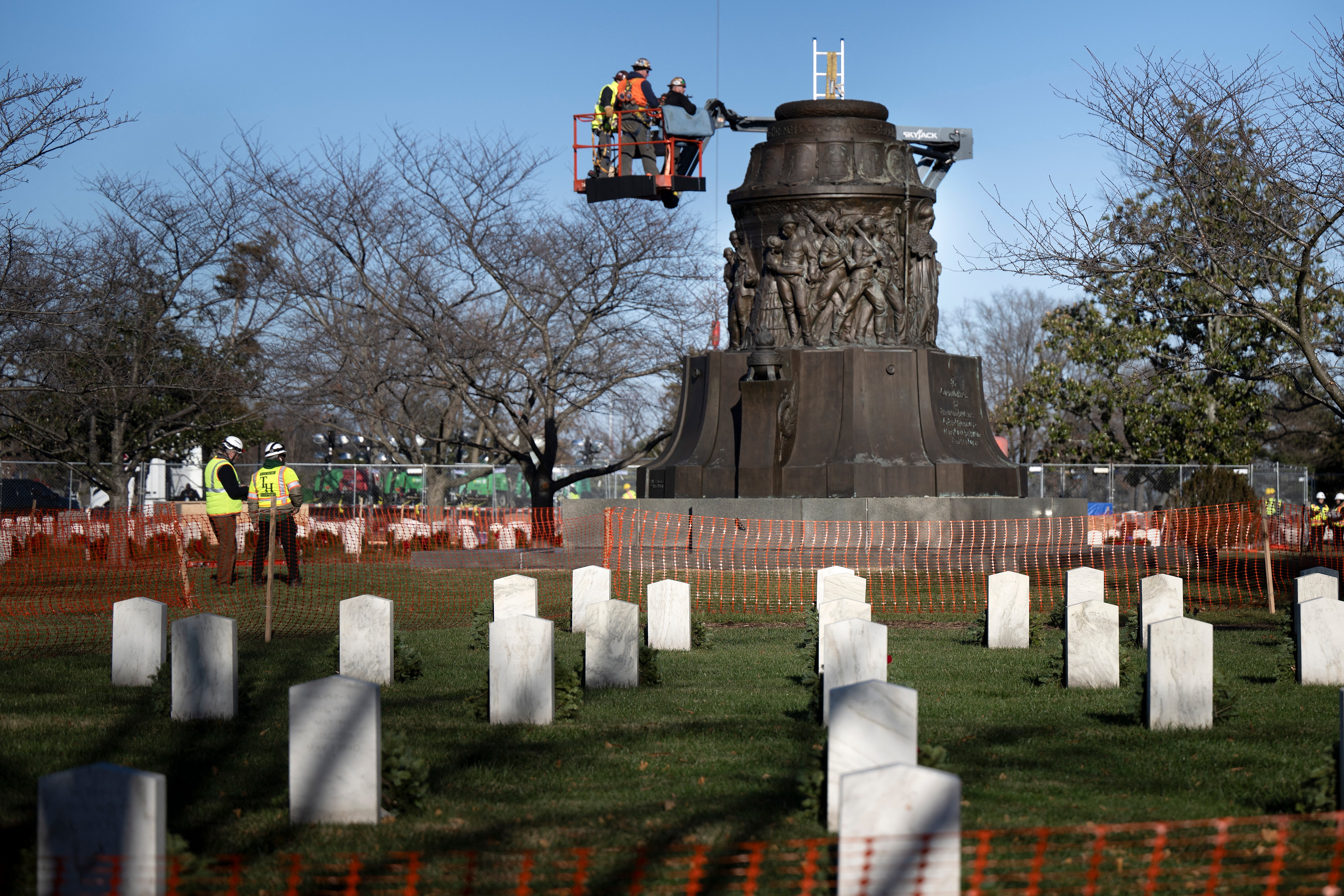 The bronze memorial, measuring 32 feet, has a Latin inscription that claims that the Civil War was a “lost cause” that remained admirable because of its noble principles and effort to resist tyranny