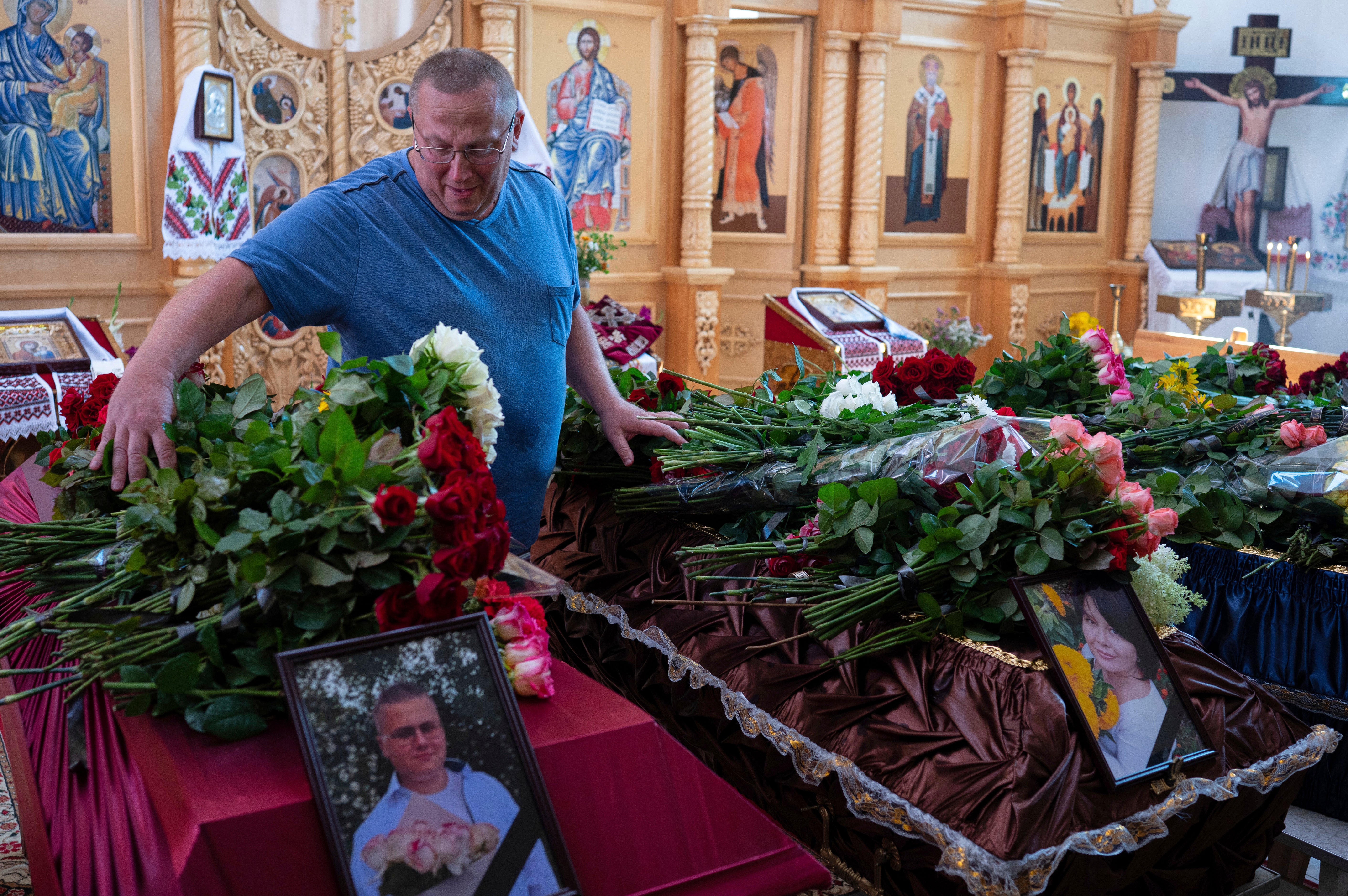 UCRANIA MAESTRA DE ESCUELA