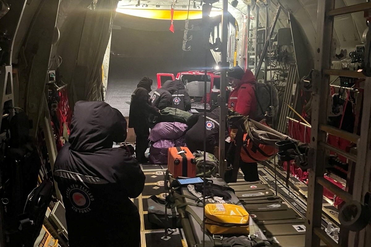 https://static.independent.co.uk/2025/08/06/7/04/Royal-New-Zealand-Air-Force-McMurdo-Station-Antarctica.jpeg?trim=456,0,344,0&width=1200&height=800&crop=1200:800