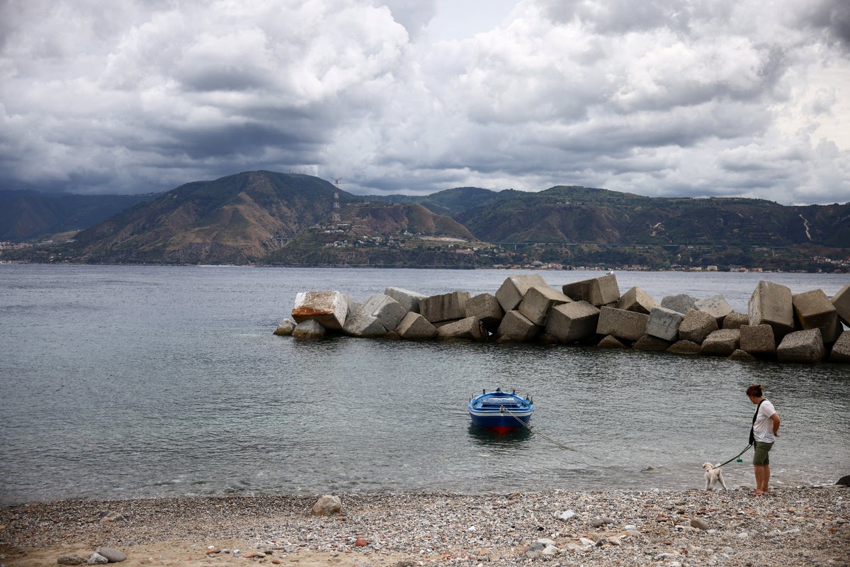 Locals fight plans for Italy’s Sicily bridge that would be world’s longest