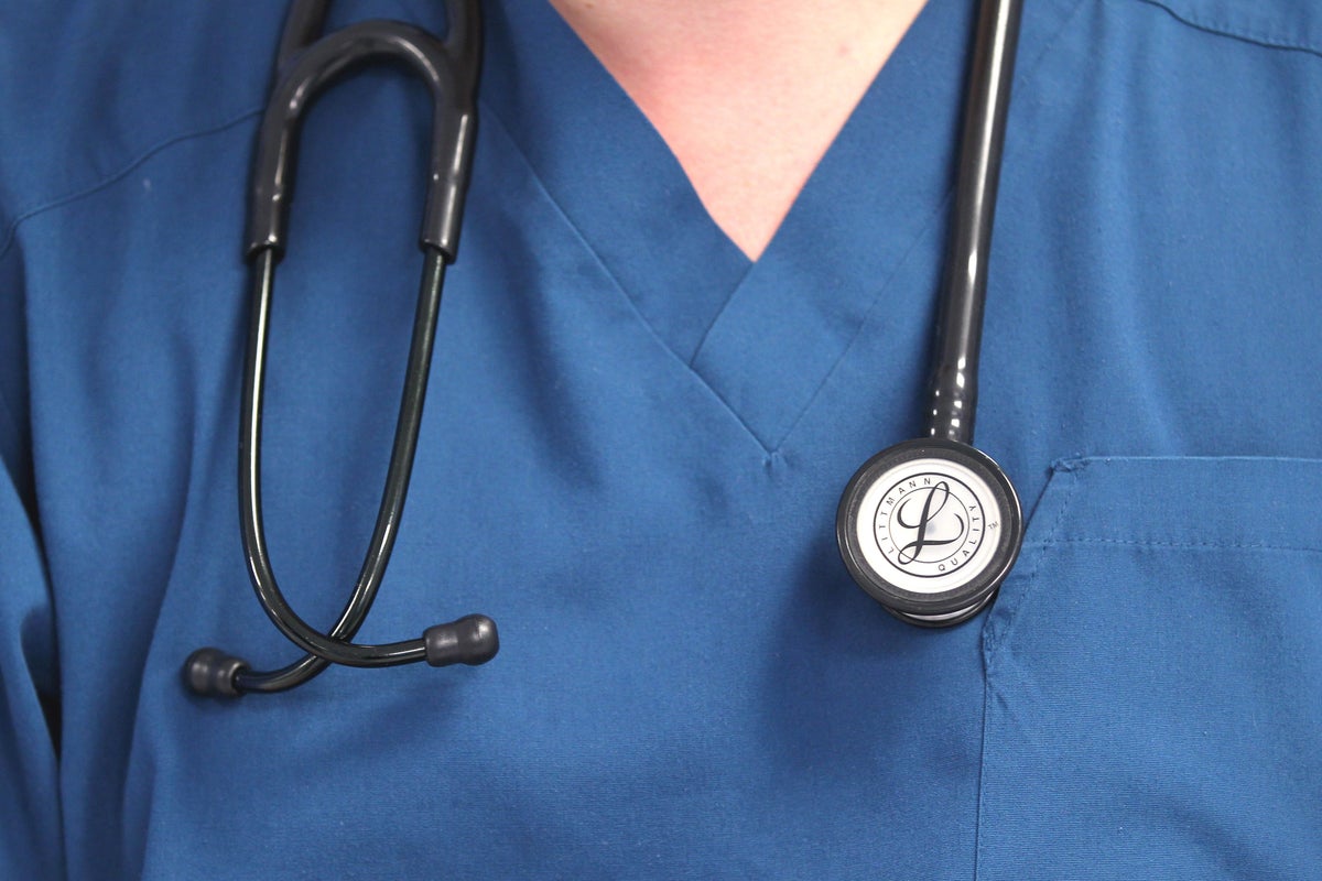 Newly qualified doctors face ‘recurring cycle of debt’, BMA warns