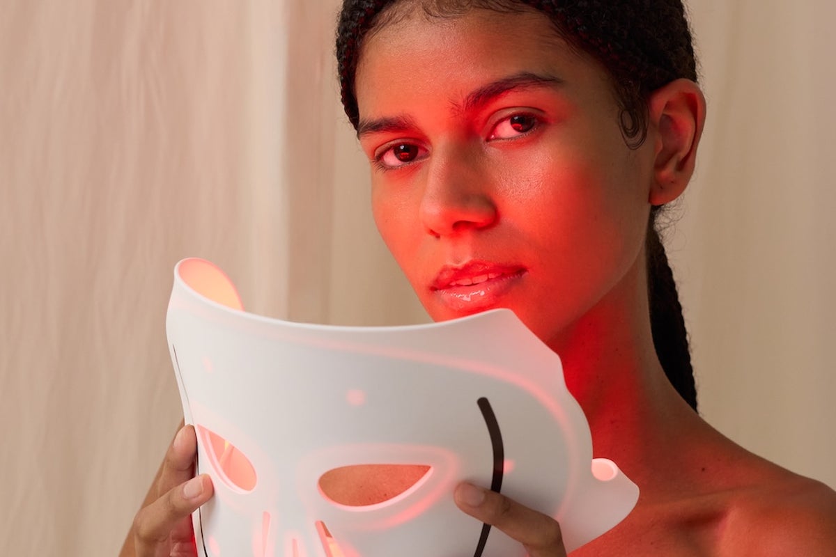 Enhance your skin with Project E Beauty’s LumaLux LED Face Mask