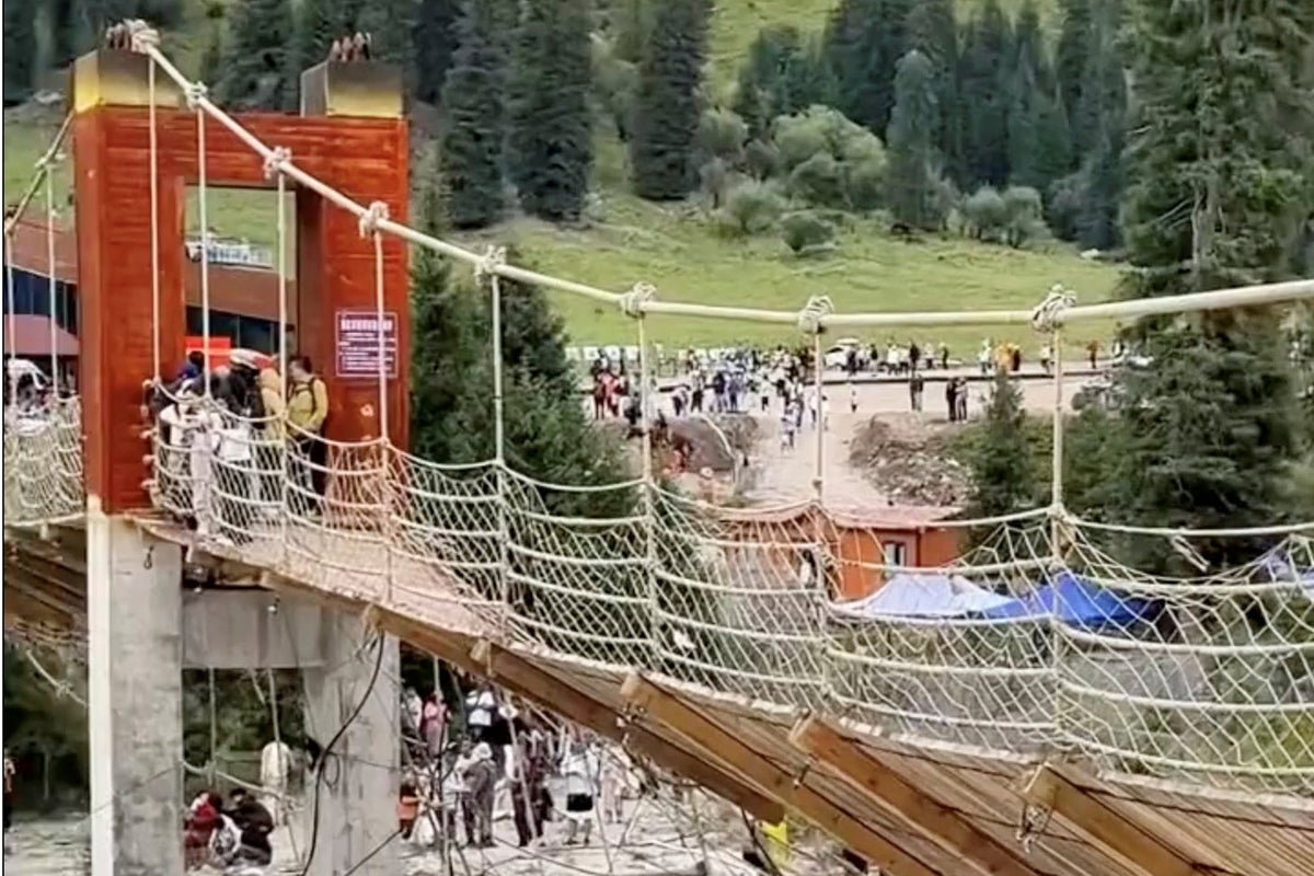 Bridge collapse sees 29 people plummet to ground