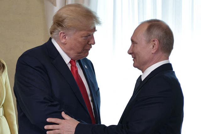 <p>El presidente Donald Trump y el presidente ruso Vladimir Putin se reunirán esta semana. Sin embargo, funcionarios de la Casa Blanca están poniendo en duda la posibilidad de alcanzar un acuerdo para poner fin a la guerra con Ucrania </p>