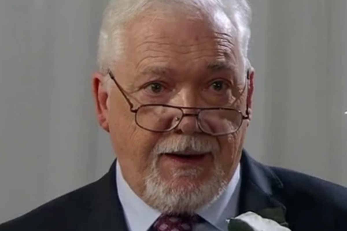 Tributes as Coronation Street great dies after short illness