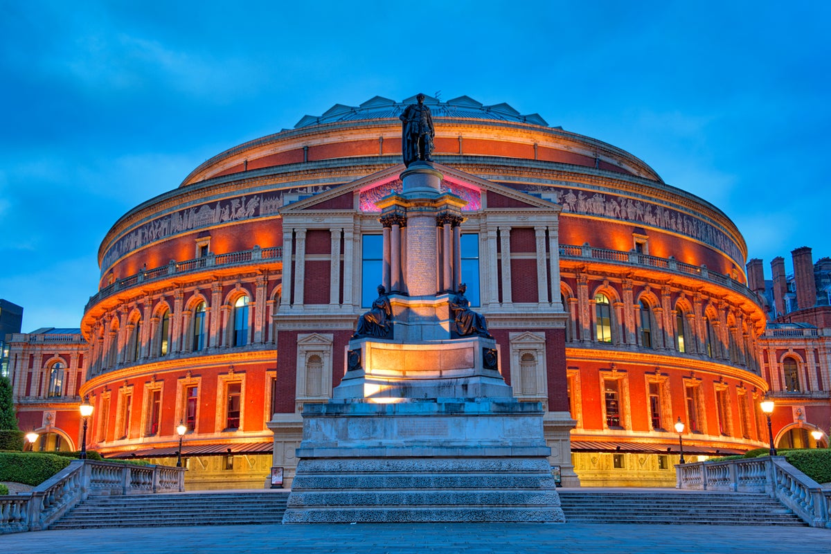 Royal Albert Hall apologises after man refused entry over Palestine pin