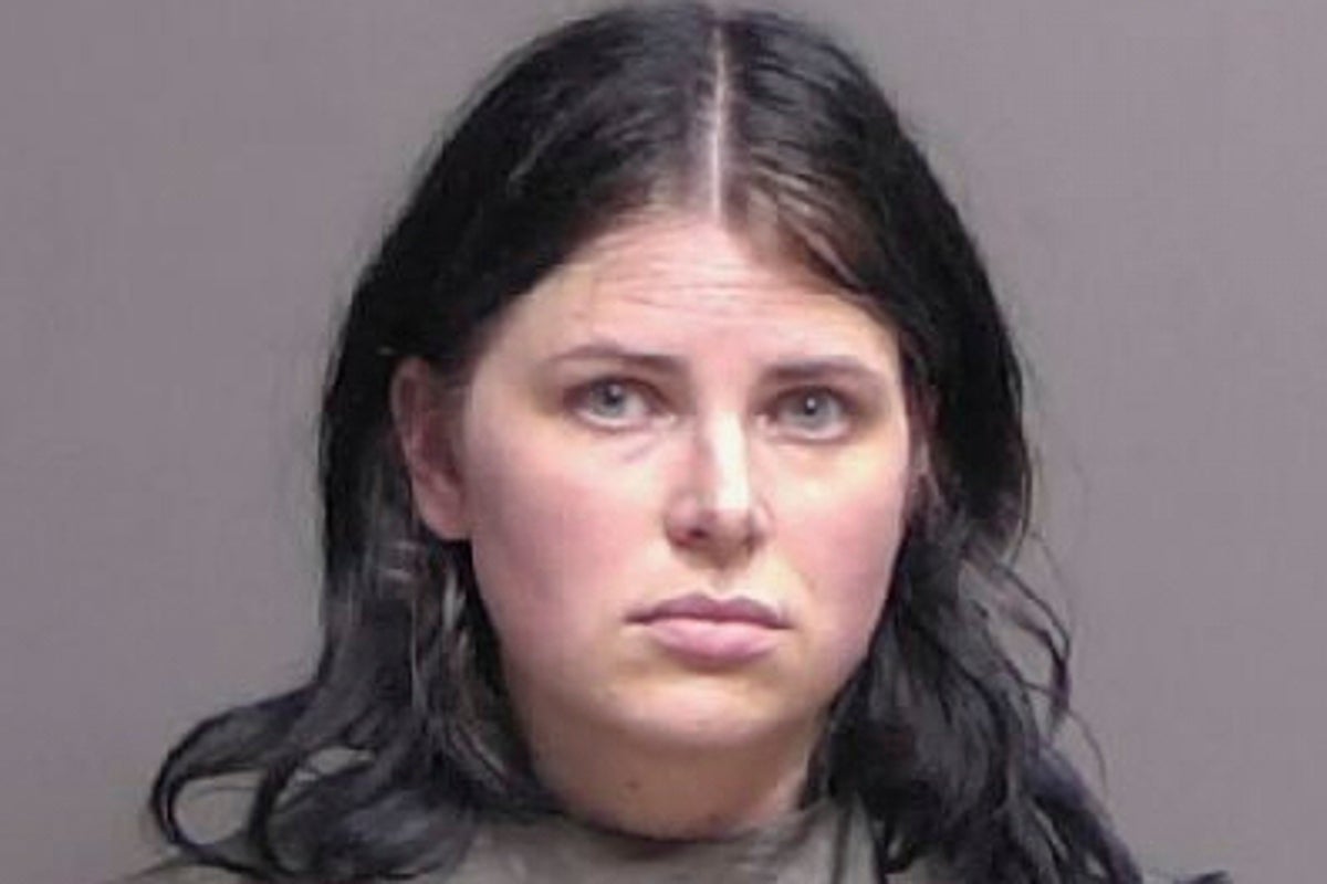 A Florida woman posed as a nurse and treated thousands of unsuspecting patients, officials say