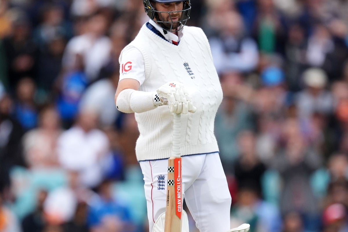 Chris Woakes could reject surgery on shoulder in bid to be fit for Ashes